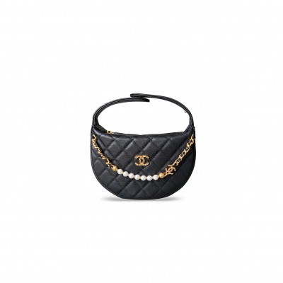 CHANEL POUCH GRAINED CALFSKIN, IMITATION PEARL & GOLD-TONE METAL BLACK AP4584 (17.5*10*9cm)